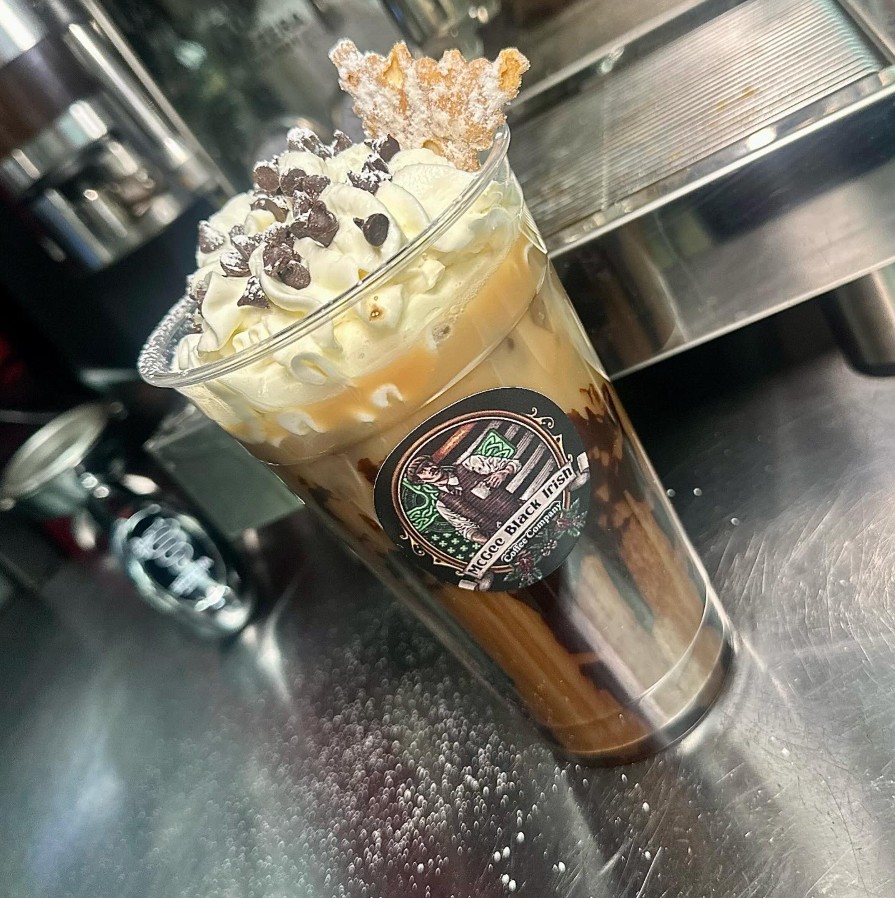 Cannoli Iced Latte